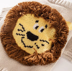 ちびライオンのふわもこニット