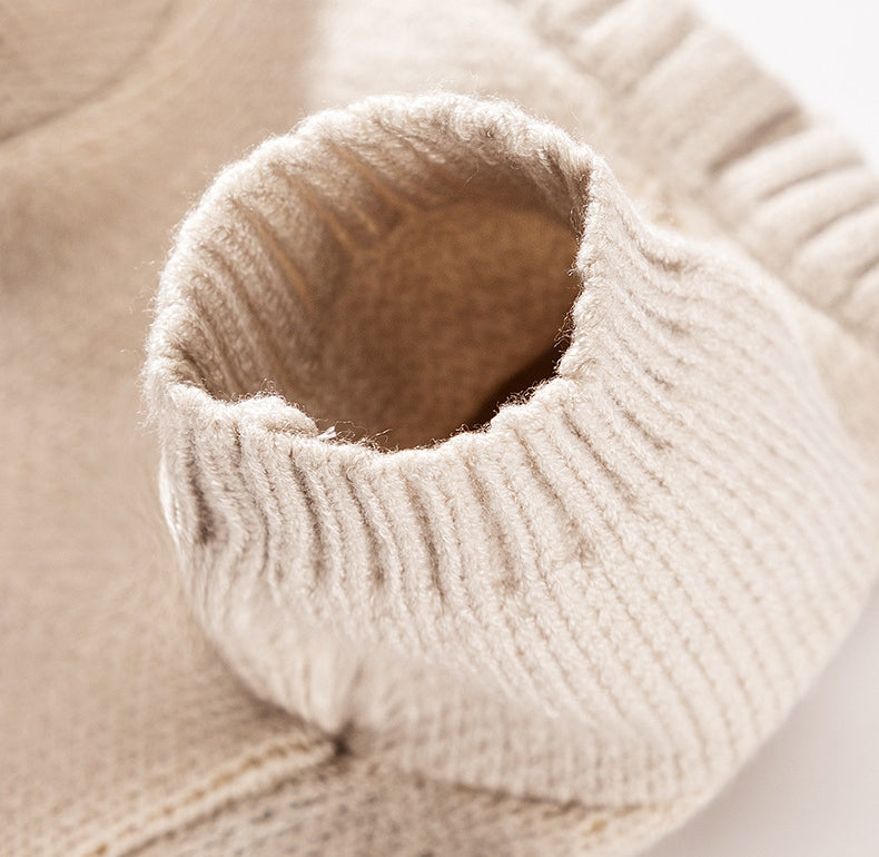 ちびライオンのふわもこニット